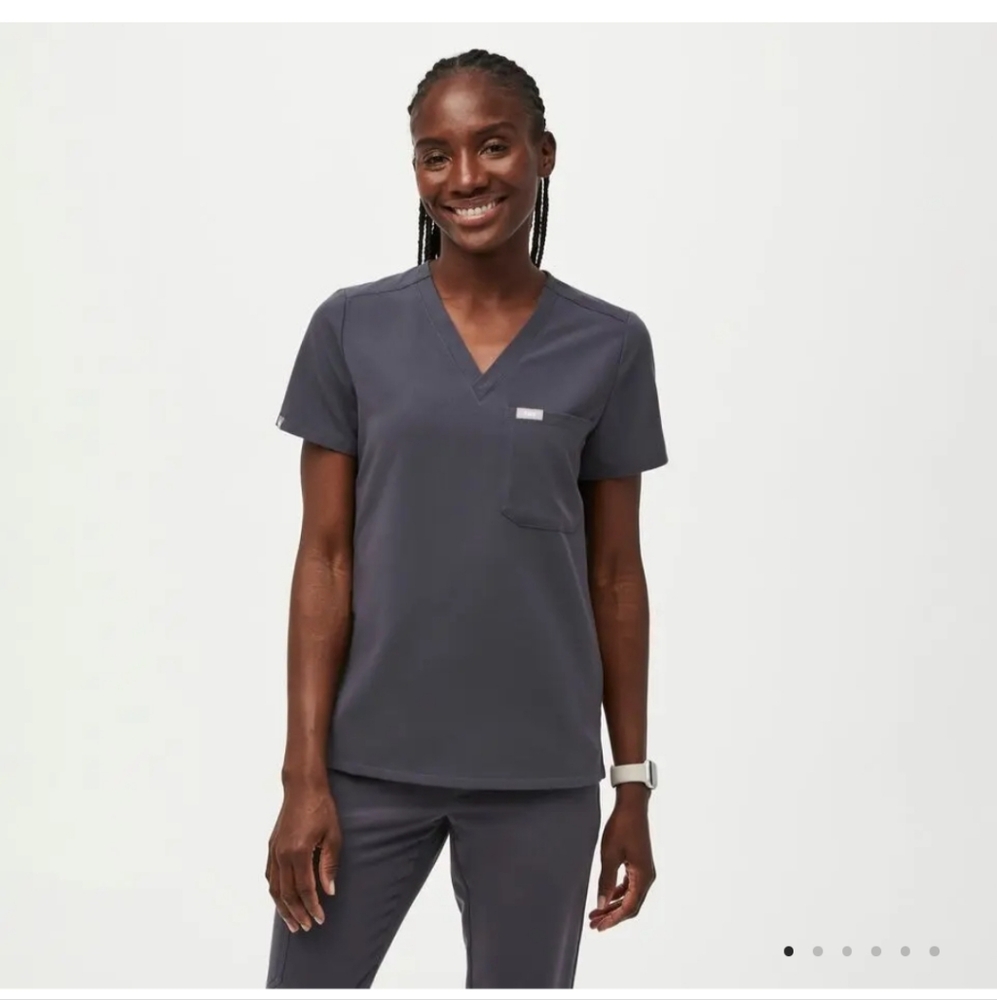 Figs Dark Gray Scrub Set